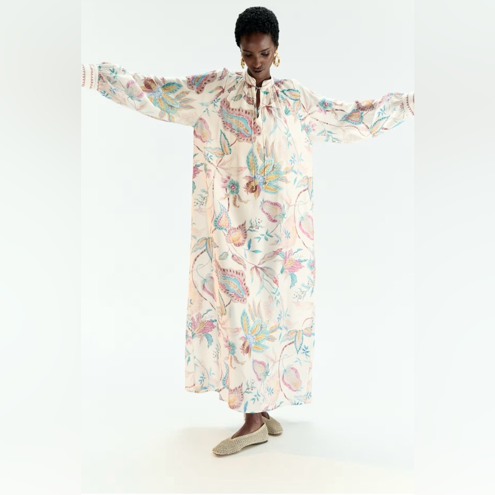 H&M Loose-Fit Light Beige Floral Patterned Dress M - H&M Limited Edition